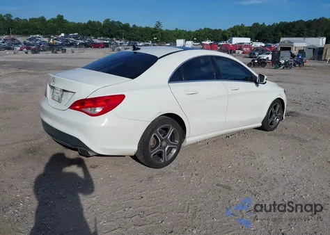 2014 Mercedes-Benz Cla 250 z USA, uszkodzony, nr VIN WDDSJ4EB8EN104257